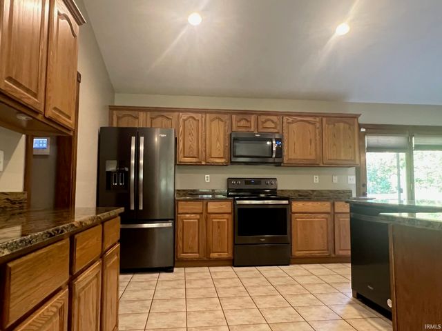 13727 E Timber Trace Drive, Solsberry, IN 47459