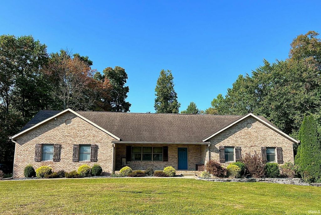 13727 E Timber Trace Drive, Solsberry, IN 47459