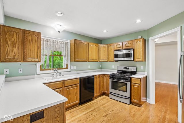 3200 Clear Creek Boulevard, Martinsville, IN 46151