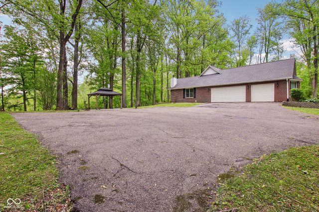 3200 Clear Creek Boulevard, Martinsville, IN 46151