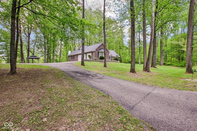 3200 Clear Creek Boulevard, Martinsville, IN 46151