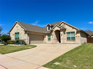 3476 Evergreen Way, Grand Prairie, TX 76065