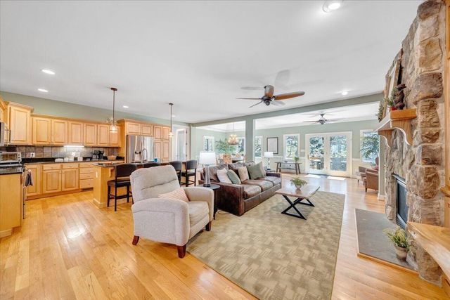 115 Hemlock DR, Wintergreen, VA 22958