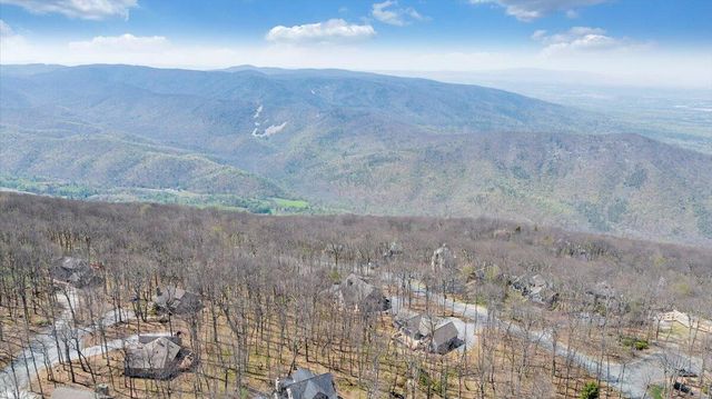 115 Hemlock DR, Wintergreen, VA 22958