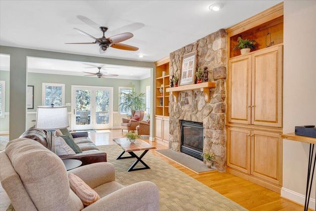 115 Hemlock DR, Wintergreen, VA 22958