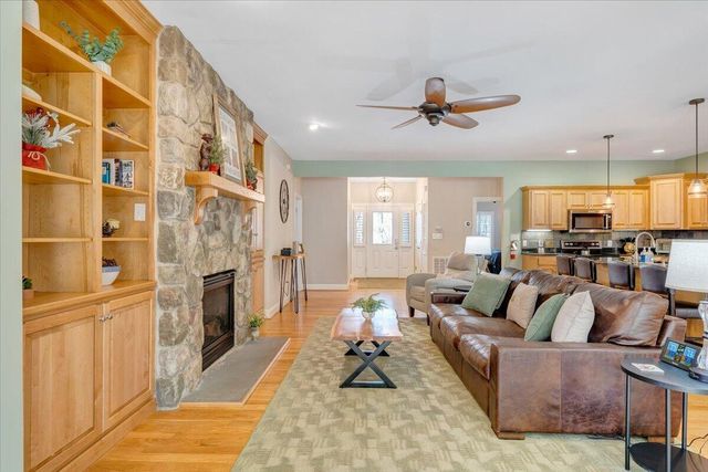 115 Hemlock DR, Wintergreen, VA 22958