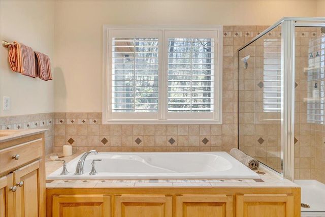 115 Hemlock DR, Wintergreen, VA 22958
