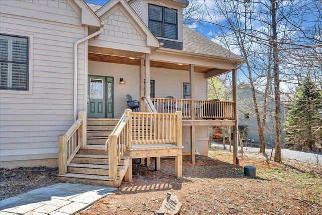 115 Hemlock DR, Wintergreen, VA 22958