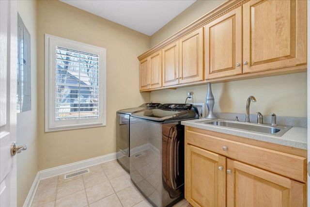 115 Hemlock DR, Wintergreen, VA 22958