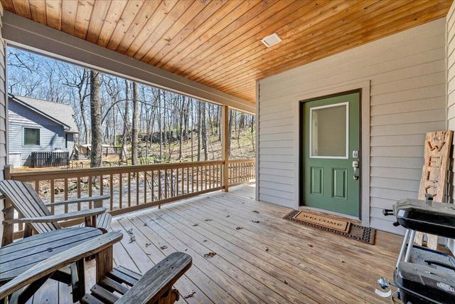 115 Hemlock DR, Wintergreen, VA 22958