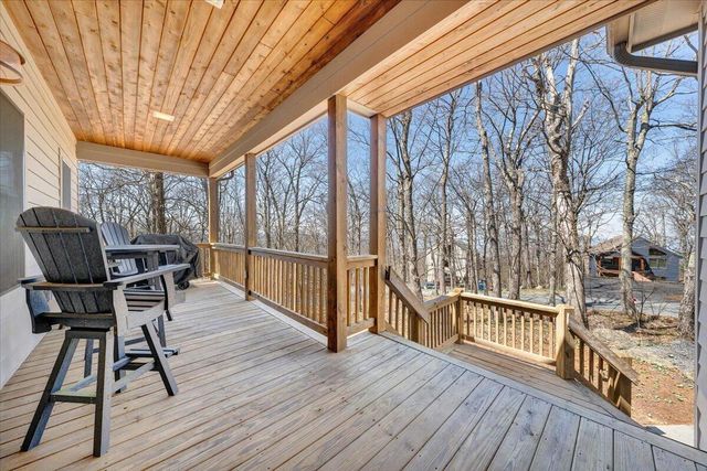 115 Hemlock DR, Wintergreen, VA 22958
