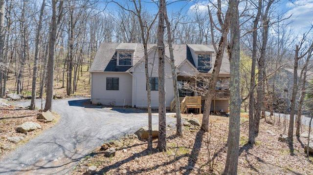 115 Hemlock DR, Wintergreen, VA 22958