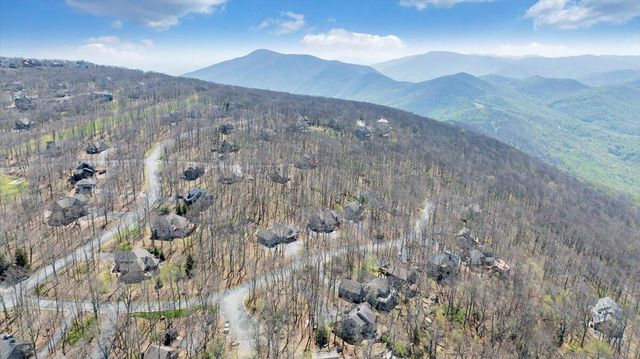 115 Hemlock DR, Wintergreen, VA 22958
