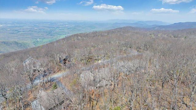 115 Hemlock DR, Wintergreen, VA 22958