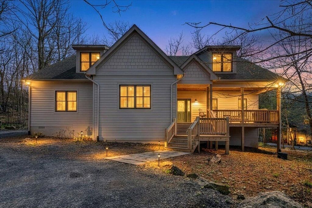 115 Hemlock DR, Wintergreen, VA 22958