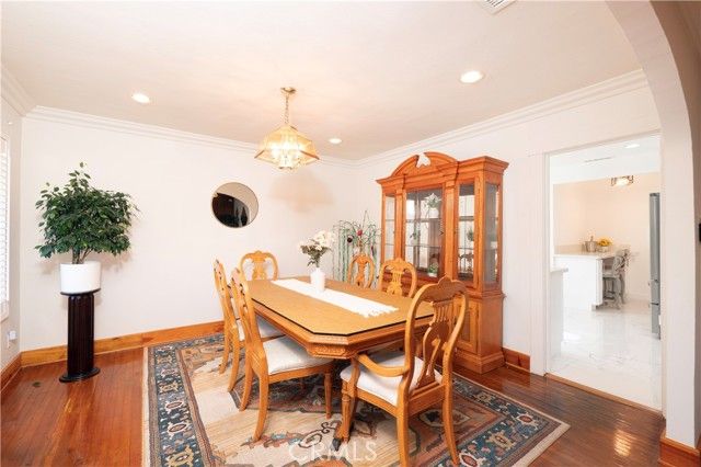 6303 Eileen, Los Angeles, CA 90043