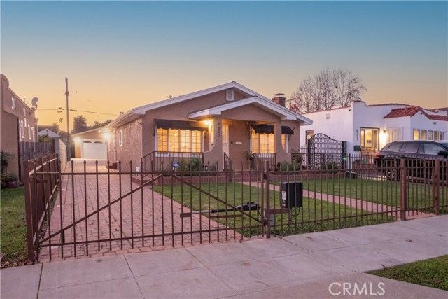 6303 Eileen, Los Angeles, CA 90043