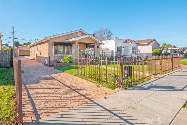 6303 Eileen, Los Angeles, CA 90043