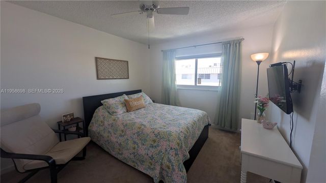 5300 Washington Street T324, Hollywood, FL 33021