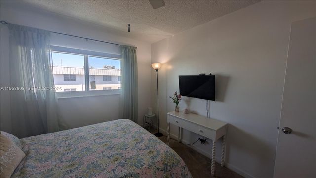 5300 Washington Street T324, Hollywood, FL 33021