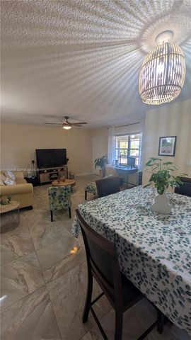 5300 Washington Street T324, Hollywood, FL 33021