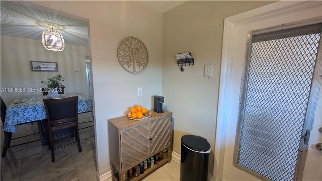 5300 Washington Street T324, Hollywood, FL 33021