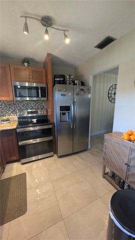 5300 Washington Street T324, Hollywood, FL 33021