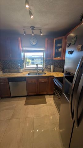 5300 Washington Street T324, Hollywood, FL 33021