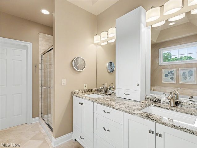 2039 Bent Creek Trail, Cuyahoga Falls, OH 44223
