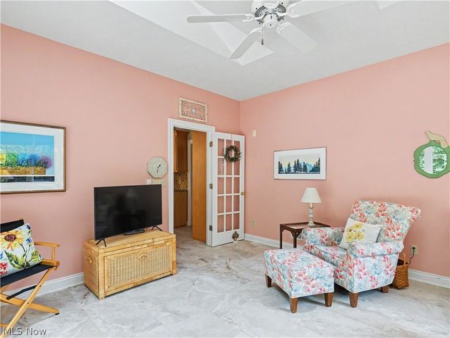 2039 Bent Creek Trail, Cuyahoga Falls, OH 44223