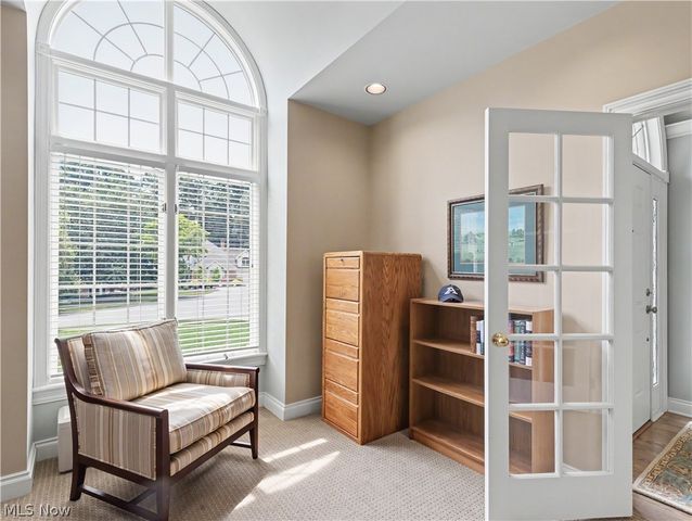 2039 Bent Creek Trail, Cuyahoga Falls, OH 44223
