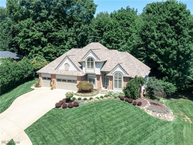 2039 Bent Creek Trail, Cuyahoga Falls, OH 44223