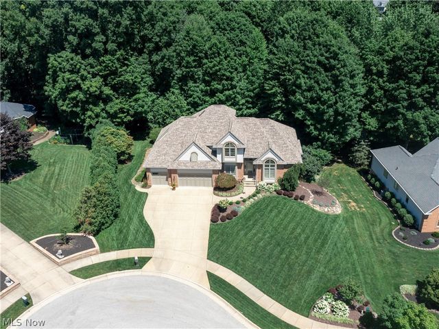 2039 Bent Creek Trail, Cuyahoga Falls, OH 44223