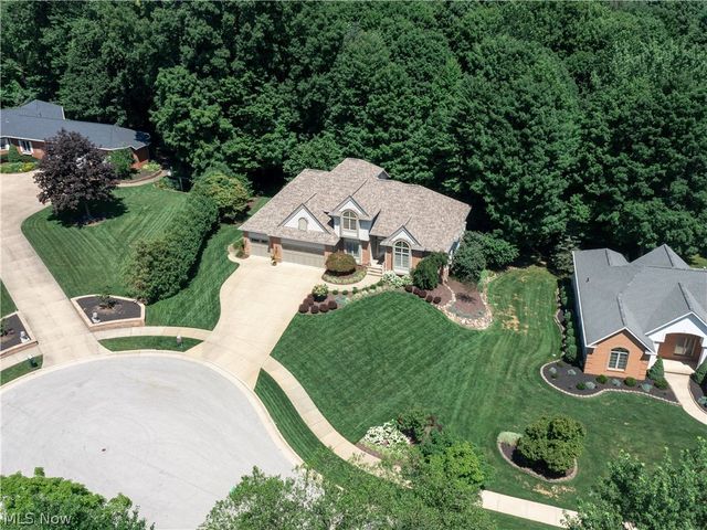 2039 Bent Creek Trail, Cuyahoga Falls, OH 44223