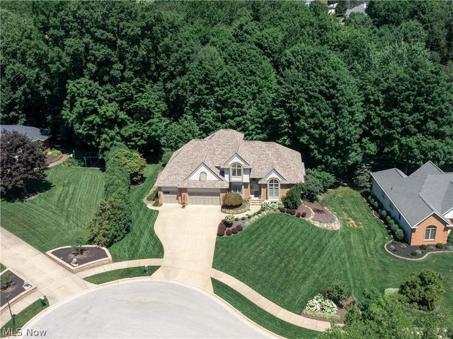 2039 Bent Creek Trail, Cuyahoga Falls, OH 44223