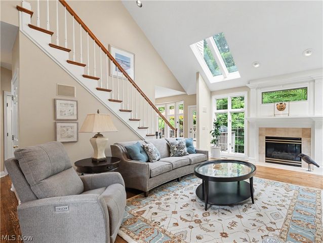 2039 Bent Creek Trail, Cuyahoga Falls, OH 44223