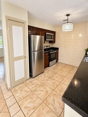 2518 NE 21ST TERRACE, Ocala, FL 34470