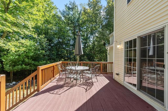 22 Hillcrest Dr, Acton, MA 01720