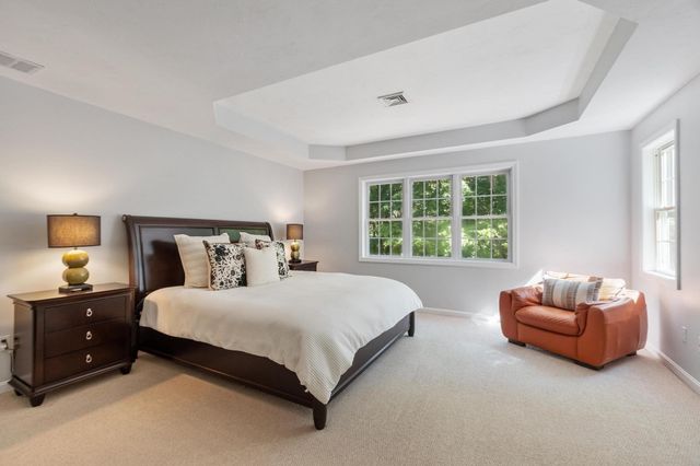 22 Hillcrest Dr, Acton, MA 01720