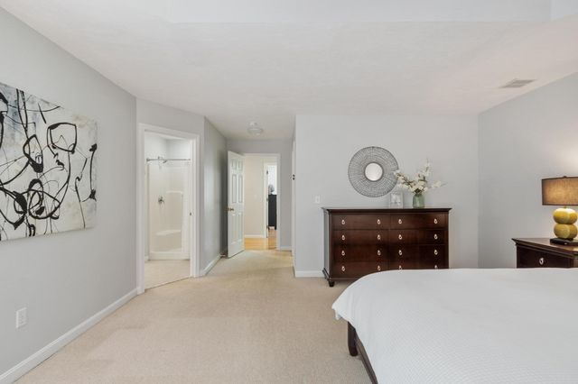 22 Hillcrest Dr, Acton, MA 01720