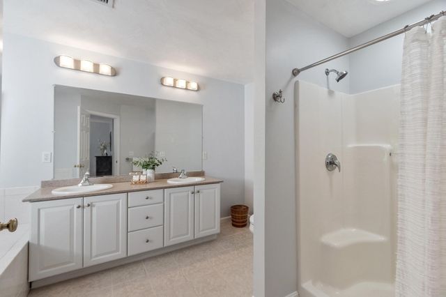 22 Hillcrest Dr, Acton, MA 01720