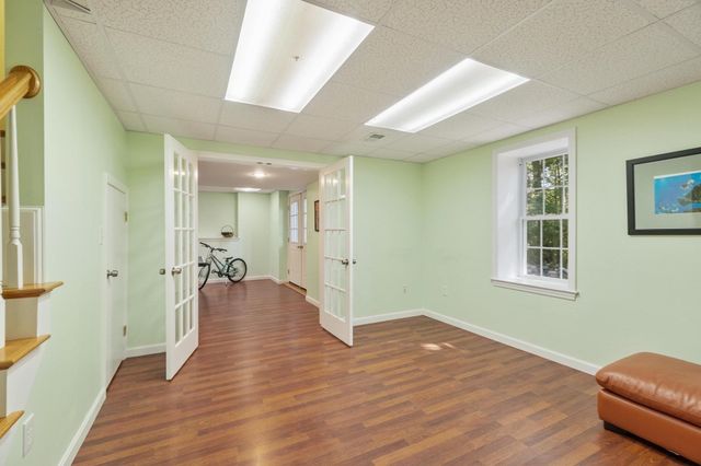 22 Hillcrest Dr, Acton, MA 01720