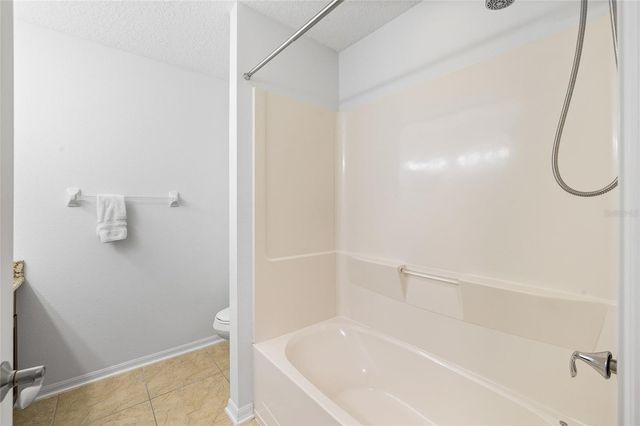 12589 STREAMDALE DRIVE, Tampa, FL 33626