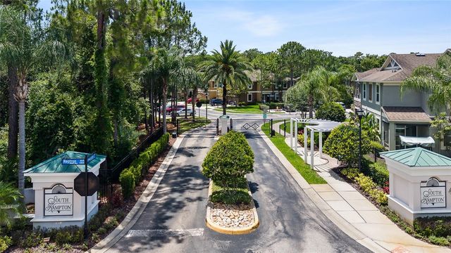 12589 STREAMDALE DRIVE, Tampa, FL 33626