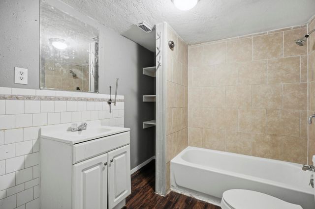 1912 Kansas Street, La Marque, TX 77568