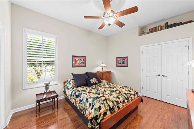 8215 Potomac LN, Naples, FL 34104