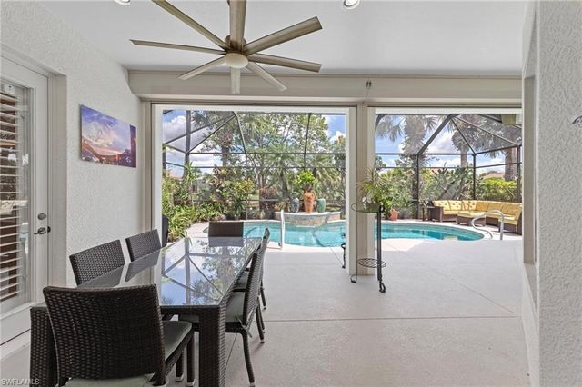 8215 Potomac LN, Naples, FL 34104
