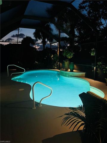 8215 Potomac LN, Naples, FL 34104