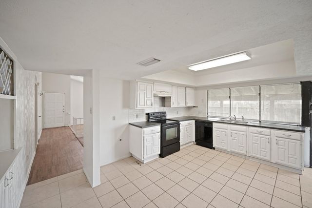 15822 Danford Drive, Houston, TX 77053