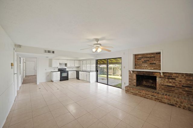 15822 Danford Drive, Houston, TX 77053